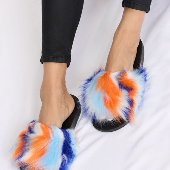 Vida Furry Open-Toe Sandals - Picture 2 of 7